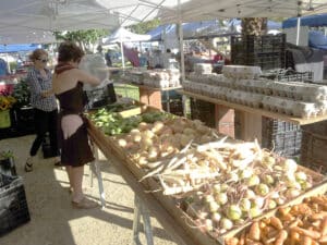farmers market
